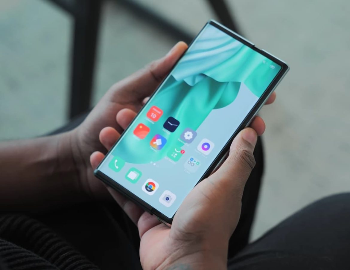El OPPO X 2021 y su display enrollable se dejan ver en videos detallados