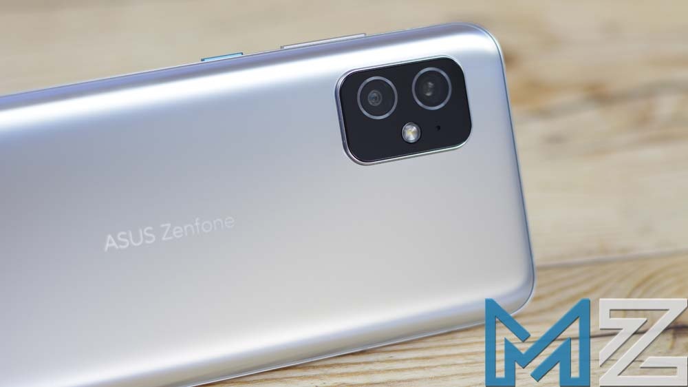 Arrière du ASUS Zenfone 8