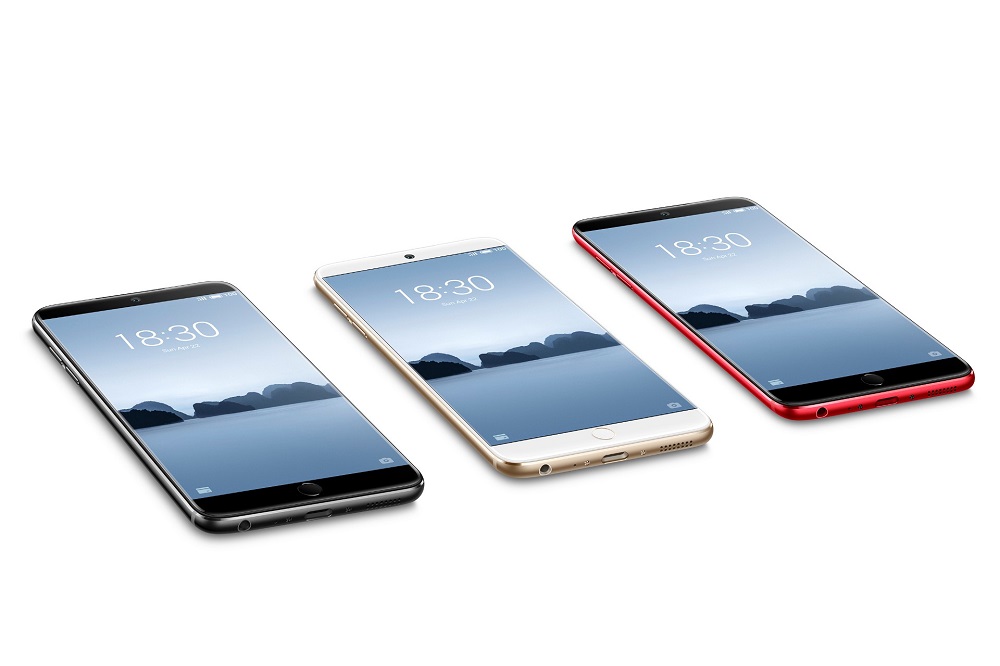 Rendu officiel de la face avant du Meizu 15 Lite dans les couleurs noir, or et rouge. 