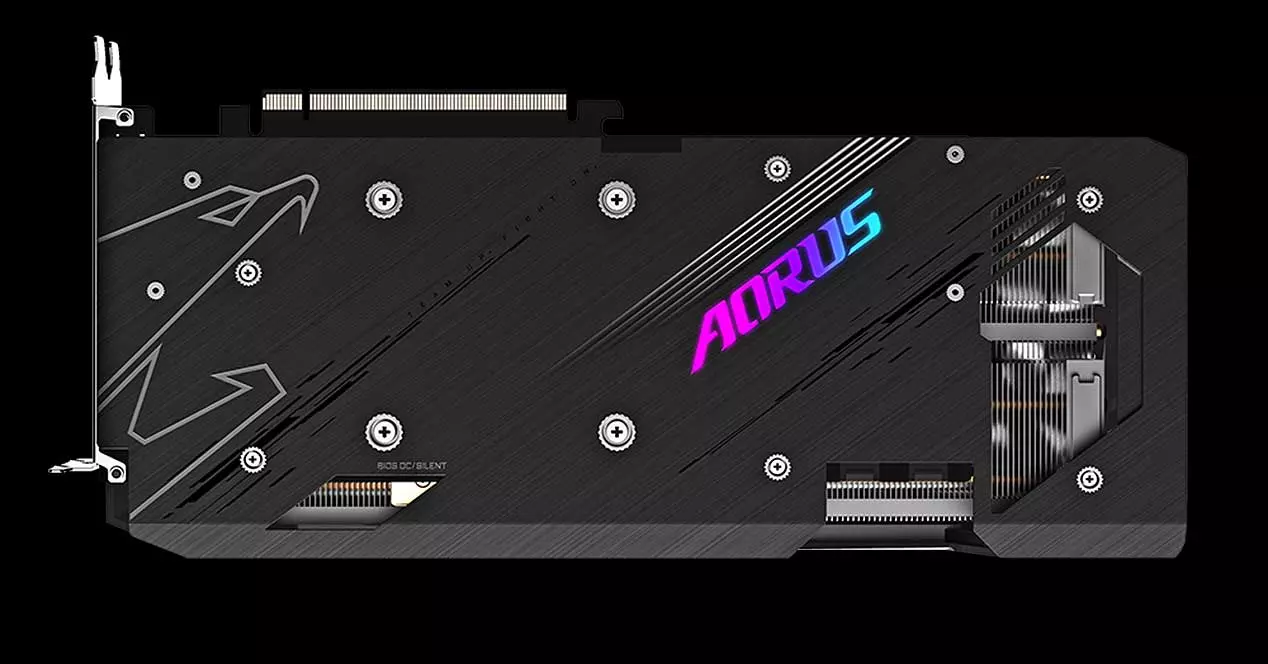 AORUS-RX-6800-Master-16-GB-2