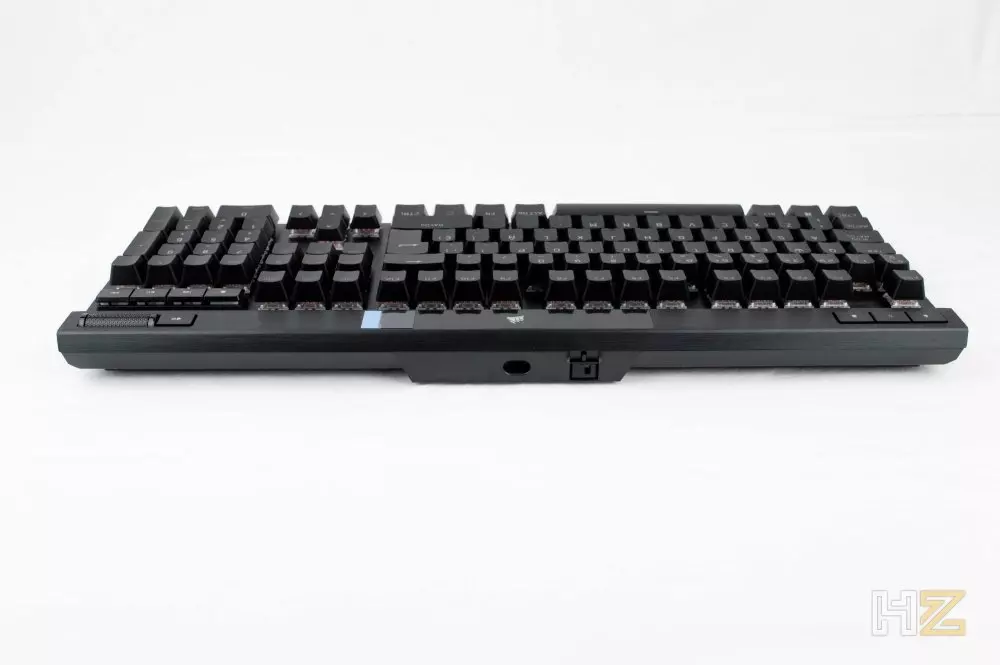 CORSAIR K70 RVB PRO