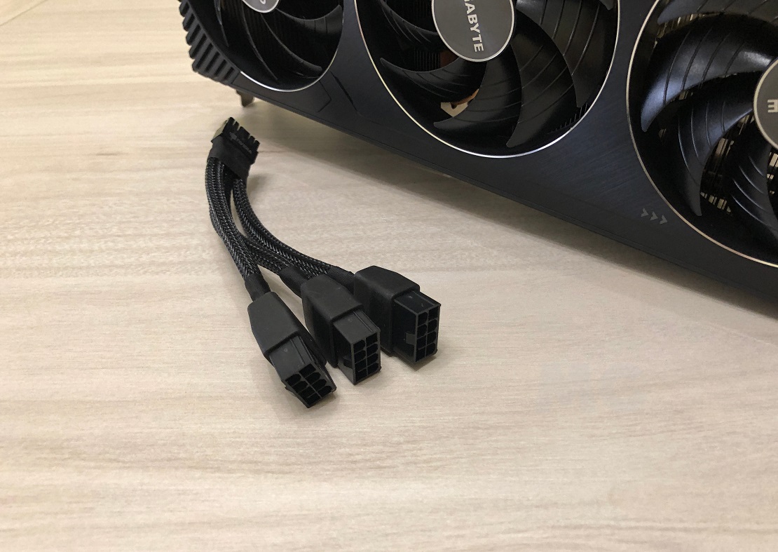 GIGABYTE GeForce RTX 3090 Ti GAMING OC