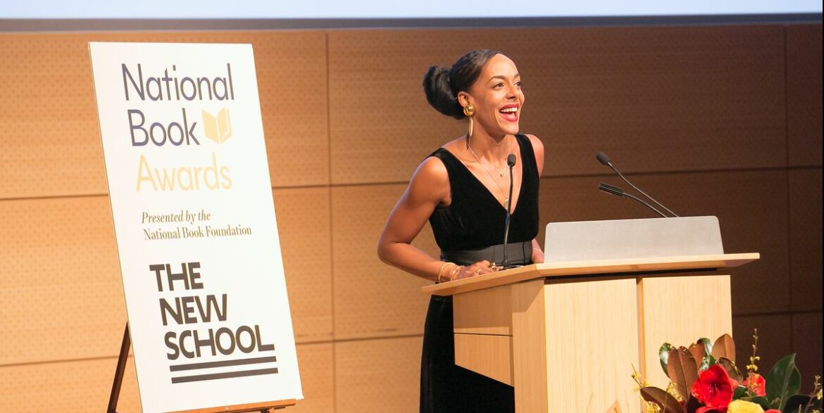 Who is Lisa's crush on Genshin Impact?