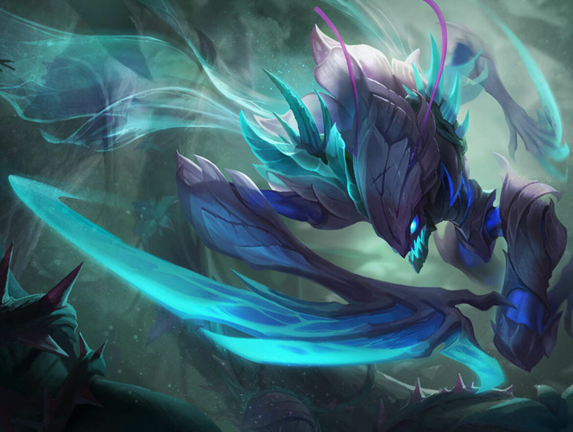 Who is stronger Kha Zix or Rengar lore?